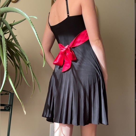 Vintage 90s Black Mini Dress - Picture 3 of 11